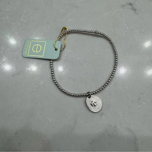 ENewton Silver Cross Pendant Bracelet - Picture 6 of 8